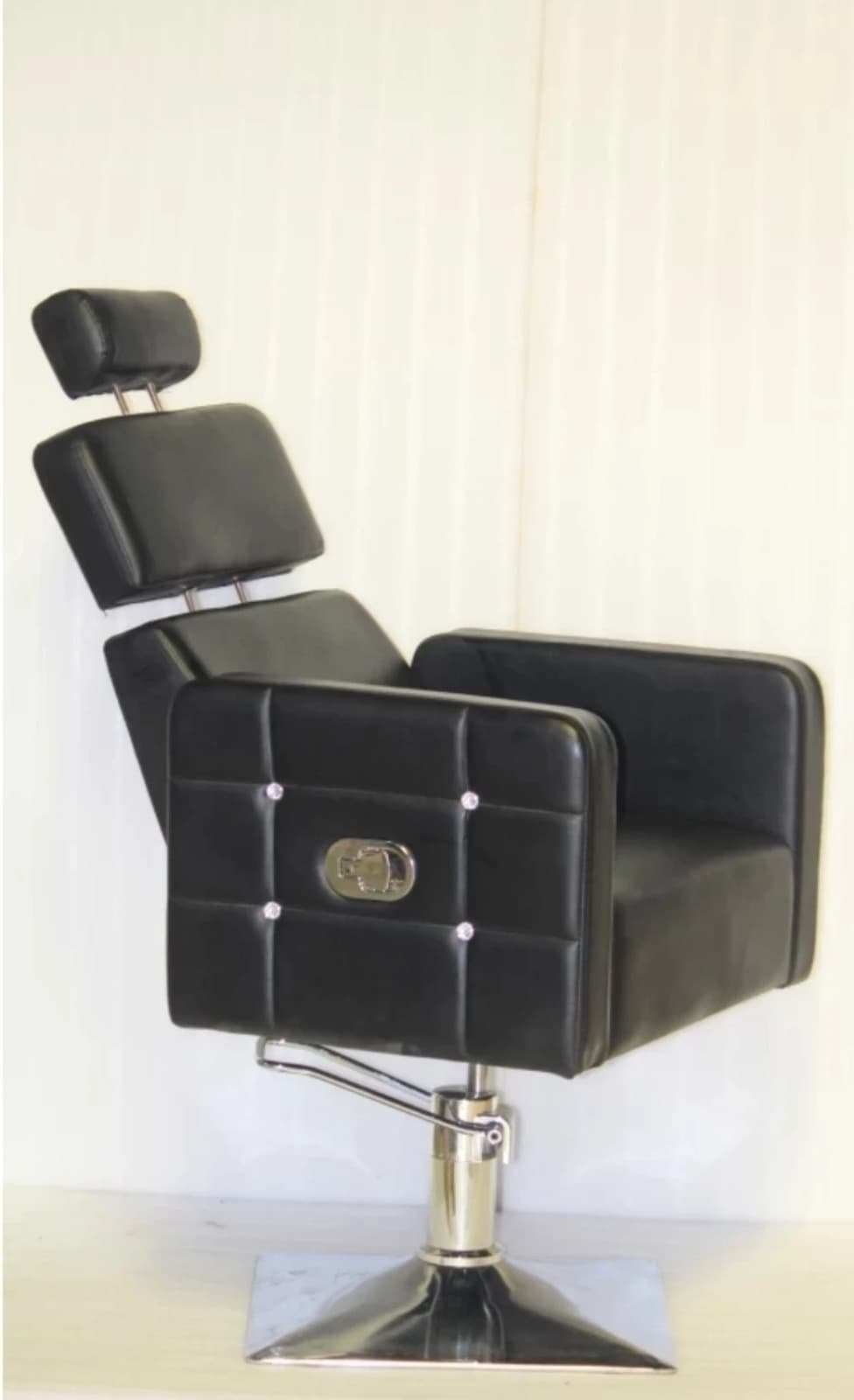 ANDIA Iron Base Barber Chair 2
